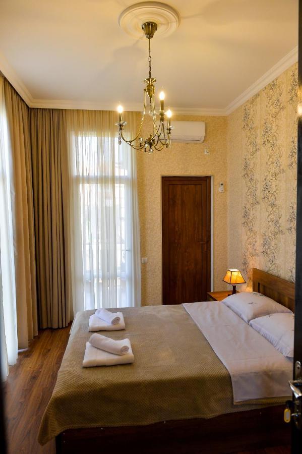 Gold Guest House 쿠타이시 외부 사진