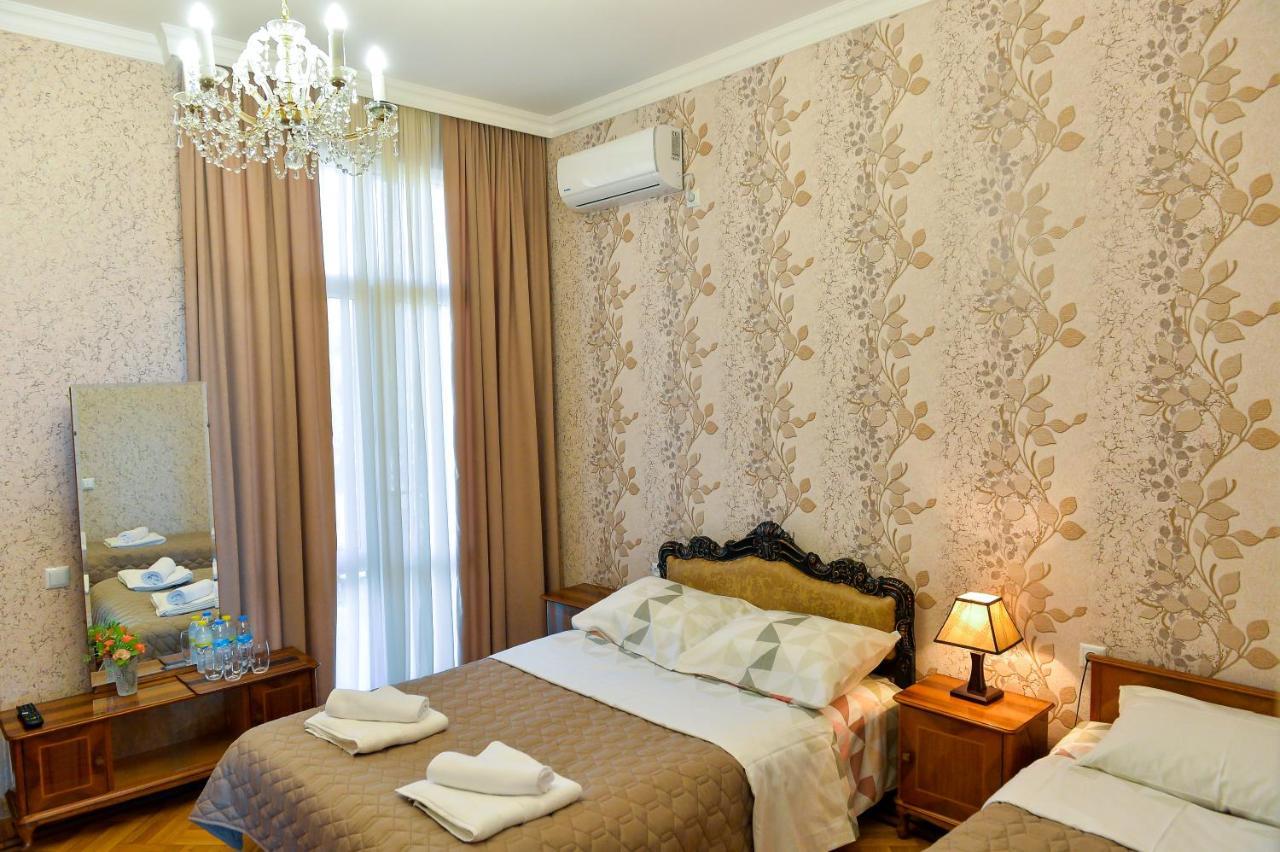 Gold Guest House 쿠타이시 외부 사진